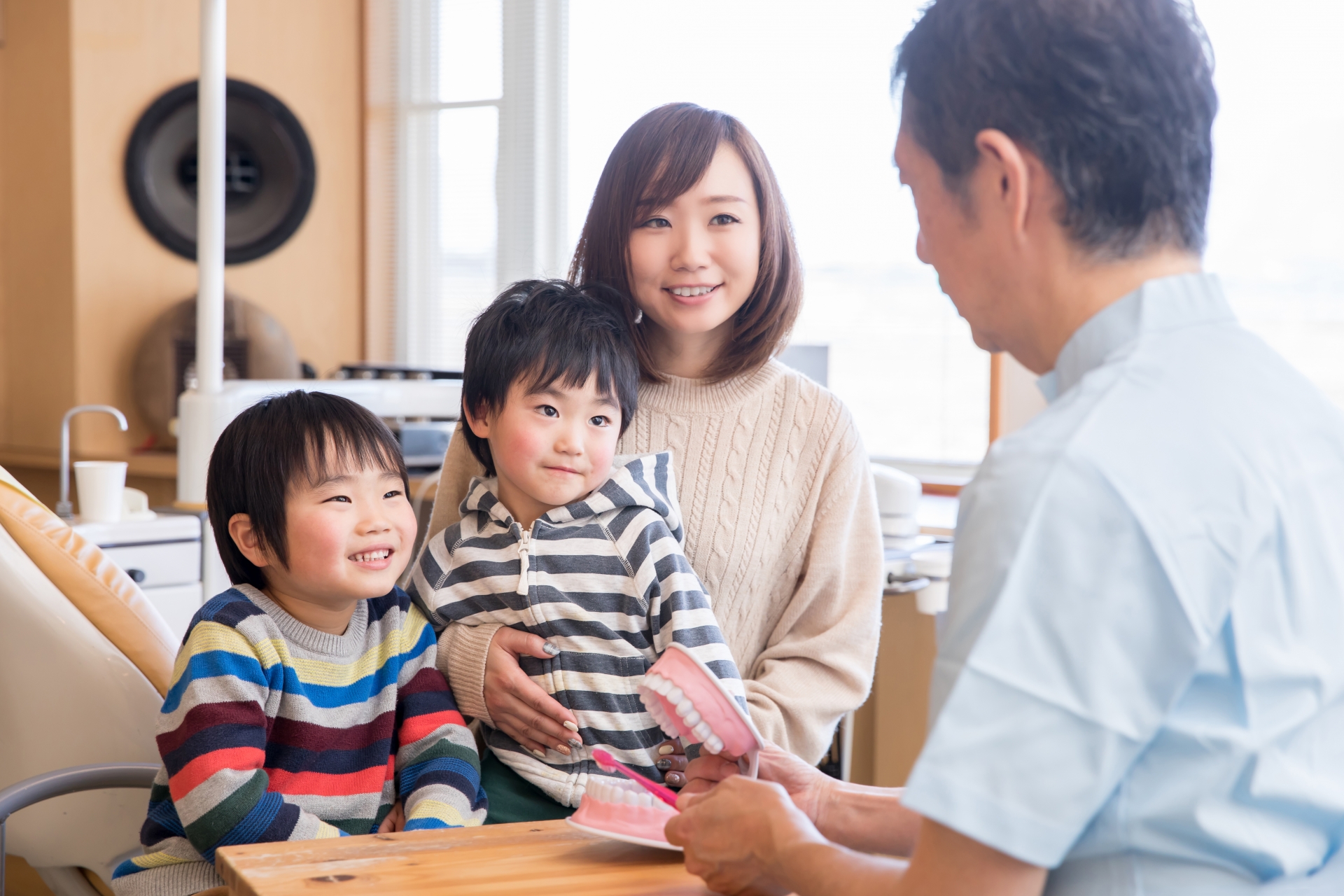 【歯科医師監修】むし歯になりにくいおやつ・飲み物の選び方